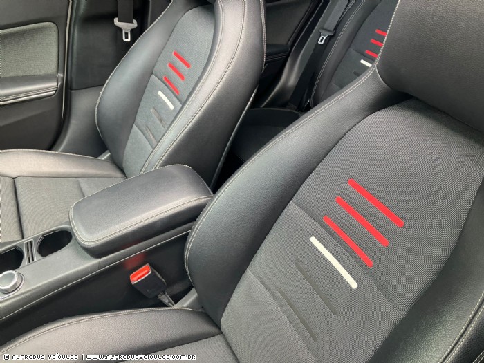 Mercedes-Benz A200 1.6 TURBO 2017/2018